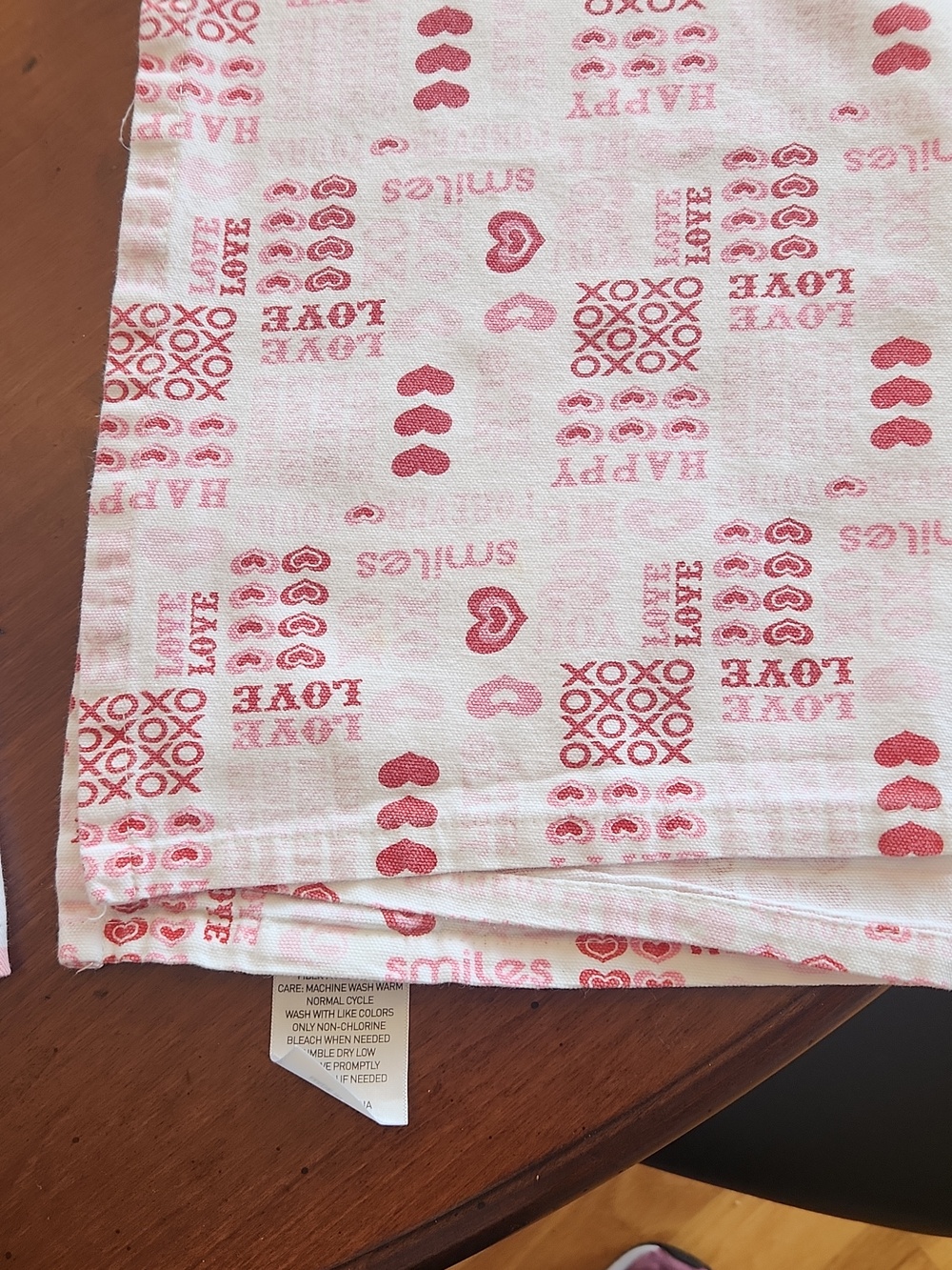 Set Of 8 Assorted Seasonal Kitchen Towels - Red, Green, Pink, Blue, Cream - Picture 7 of 8